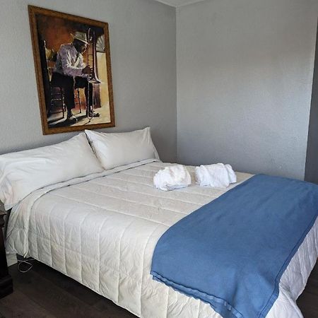 Ingles Motel Хендерсън Екстериор снимка