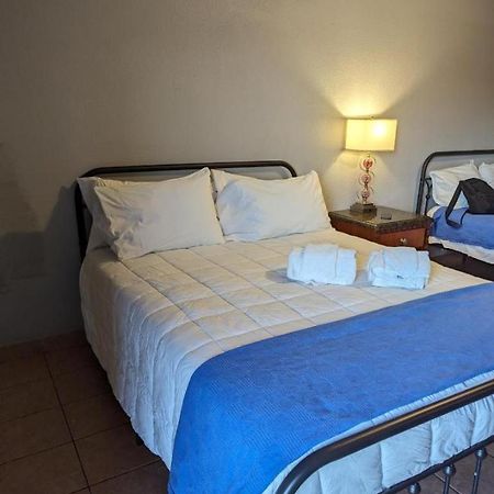 Ingles Motel Хендерсън Екстериор снимка