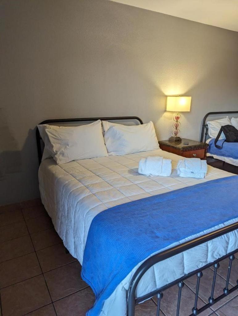 Ingles Motel Хендерсън Екстериор снимка